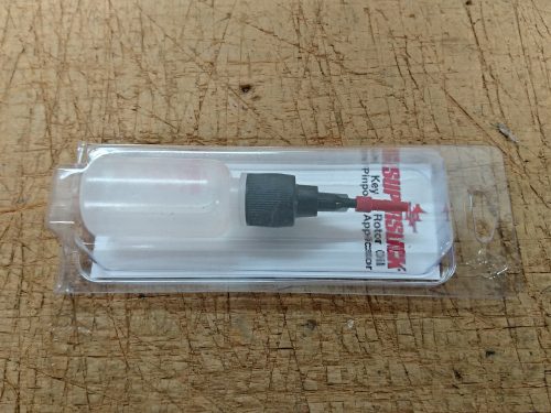 AMWKRO, SUPERSLICK KEY & ROTOR OIL, PINPOINT APPLICATOR, 12 FL.OZ - Image 2