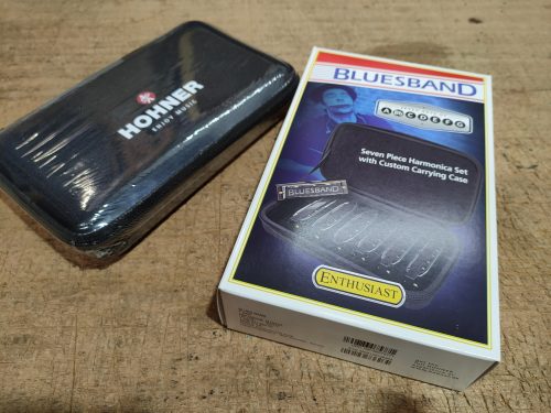 15-M1501/7, HOHNER BLUES BAND 7 PIECE HARMONICA SET, IN CARRYING CASE, IN KEYS A, Bb, C, D, E, F AND G