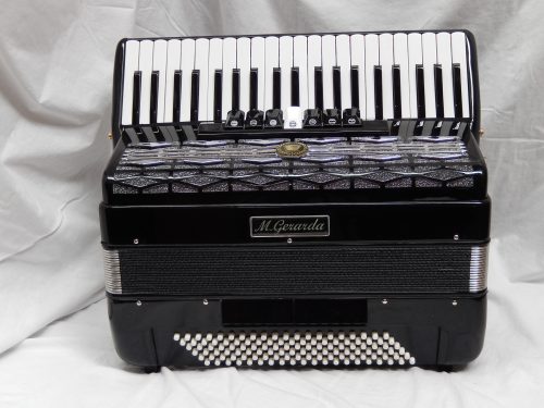 MG-JH2008B, M.GERARDA PIANO ACCORDION, 120 BASS, BLACK, WITH GIGBAG